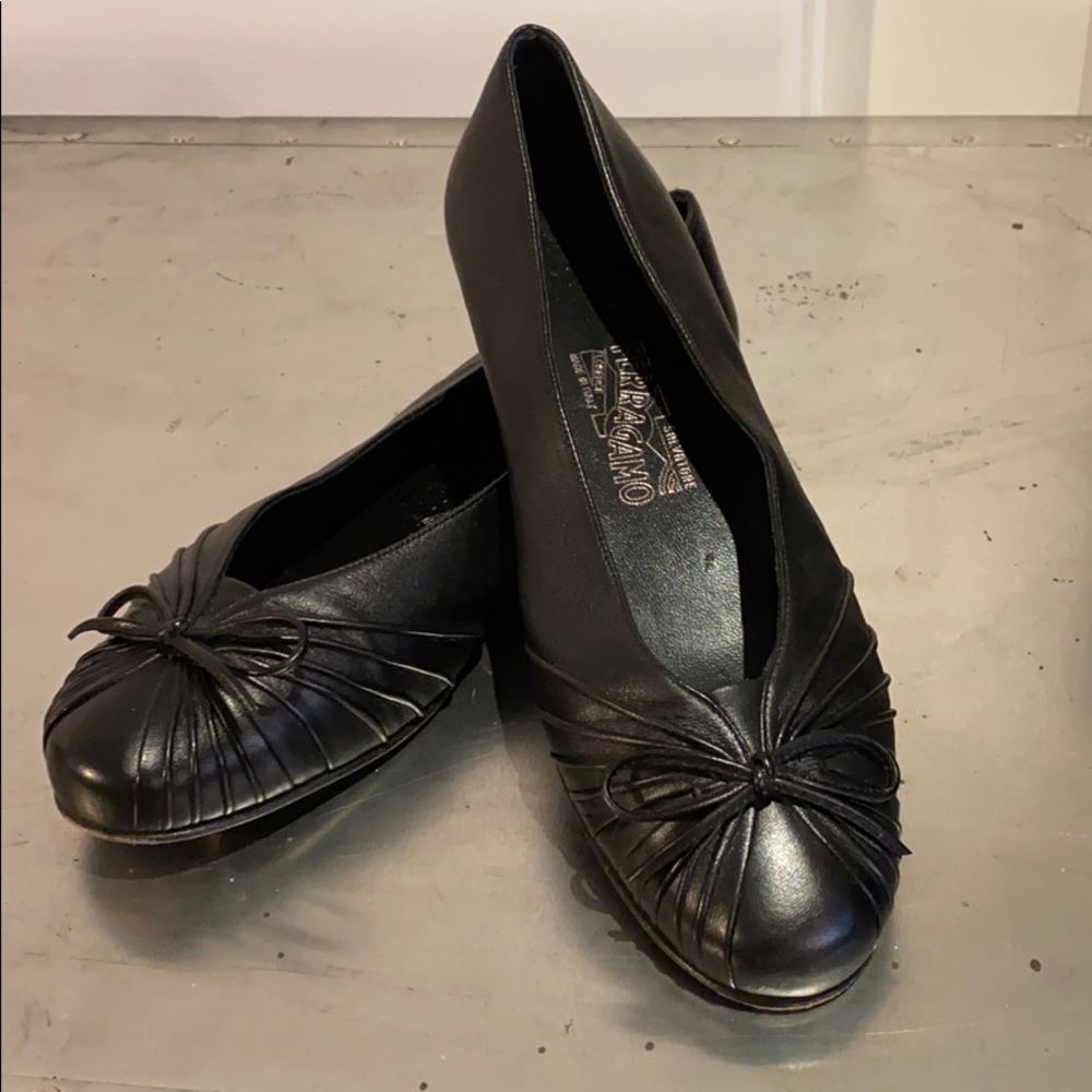 Ferragamo Ballet Flats with Bow Detail